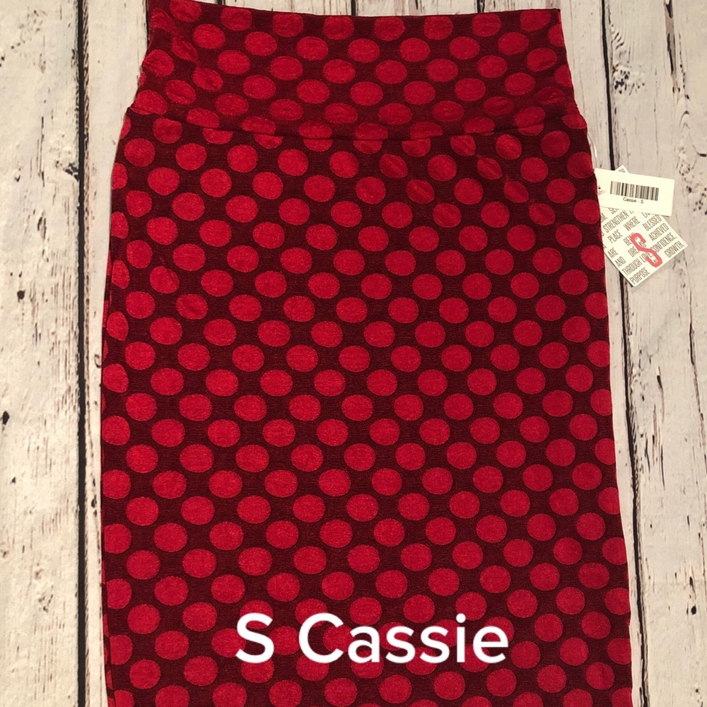 LuLaRoe Cassie Skirt size S NWT